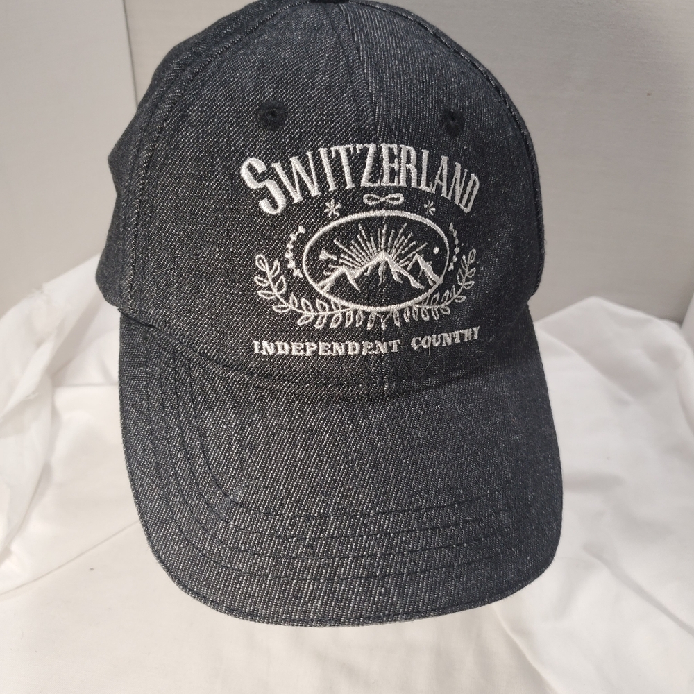 Heidi Switzerland Independent Country Embroidered Spellout Blk Denim Sports Cap